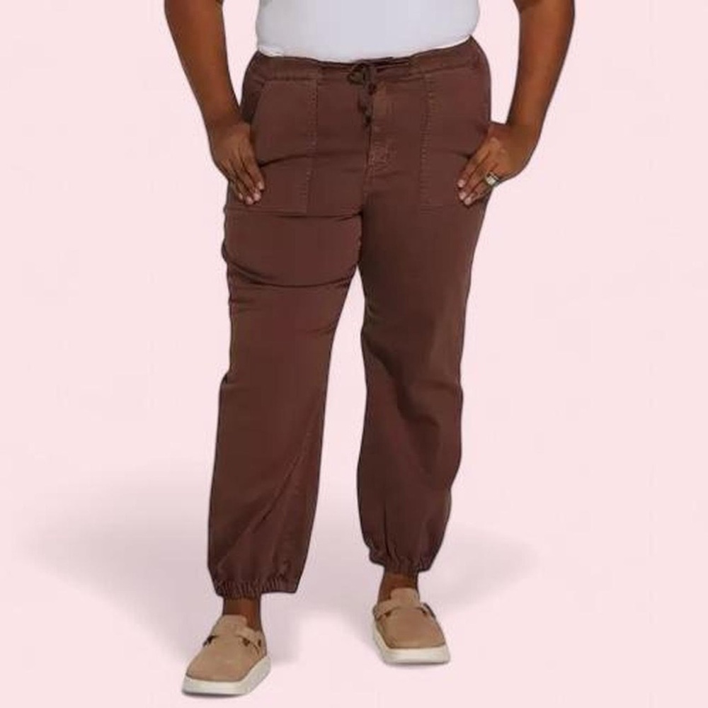 Mica Los Angeles Cropped Brown Drawstring Joggers